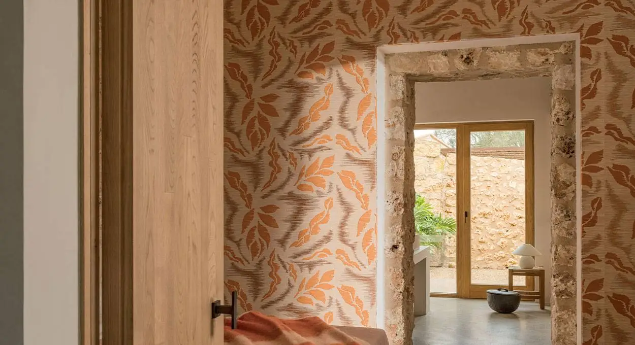 Vinylora Wallcraft Installation